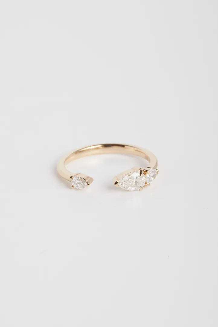 Bague Ouverte Anneau fin or rose 18 carats Poli Diamant naturel taille Poire monture Toi et Moi Bague Ouverte Anneau fin or rose 18 carats Poli Diamant naturel taille Poire monture Toi et Moi