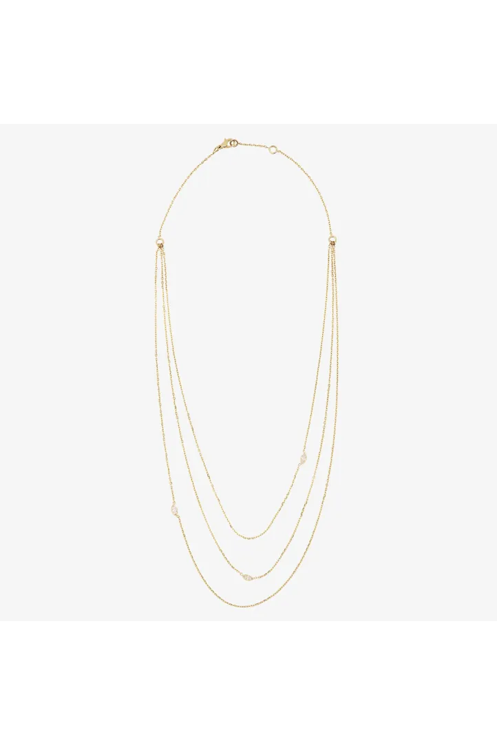 A 3-row necklace in 18k yellow gold set with three marquise-cut diamonds. A 3-row necklace in 18k yellow gold set with three marquise-cut diamonds.