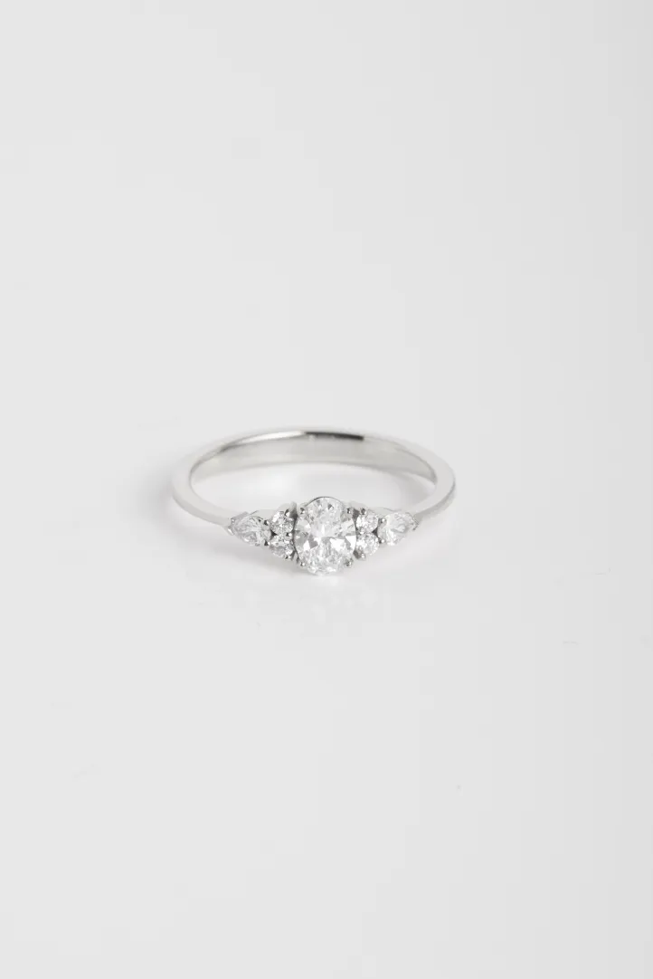 Ring Julie S in white gold Ring Julie S in white gold