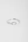 Bague de Fiançailles Sertie Anneau fin or blanc 18 carats Brillant Diamant naturel taille Ovale monture Solitaire épaulé Bague de Fiançailles Sertie Anneau fin or blanc 18 carats Brillant Diamant naturel taille Ovale monture Solitaire épaulé