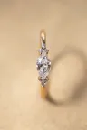 Bague Fiançailles or blanc solitaire épaulé diamant marquise Mathilde S Bague Fiançailles or blanc solitaire épaulé diamant marquise Mathilde S