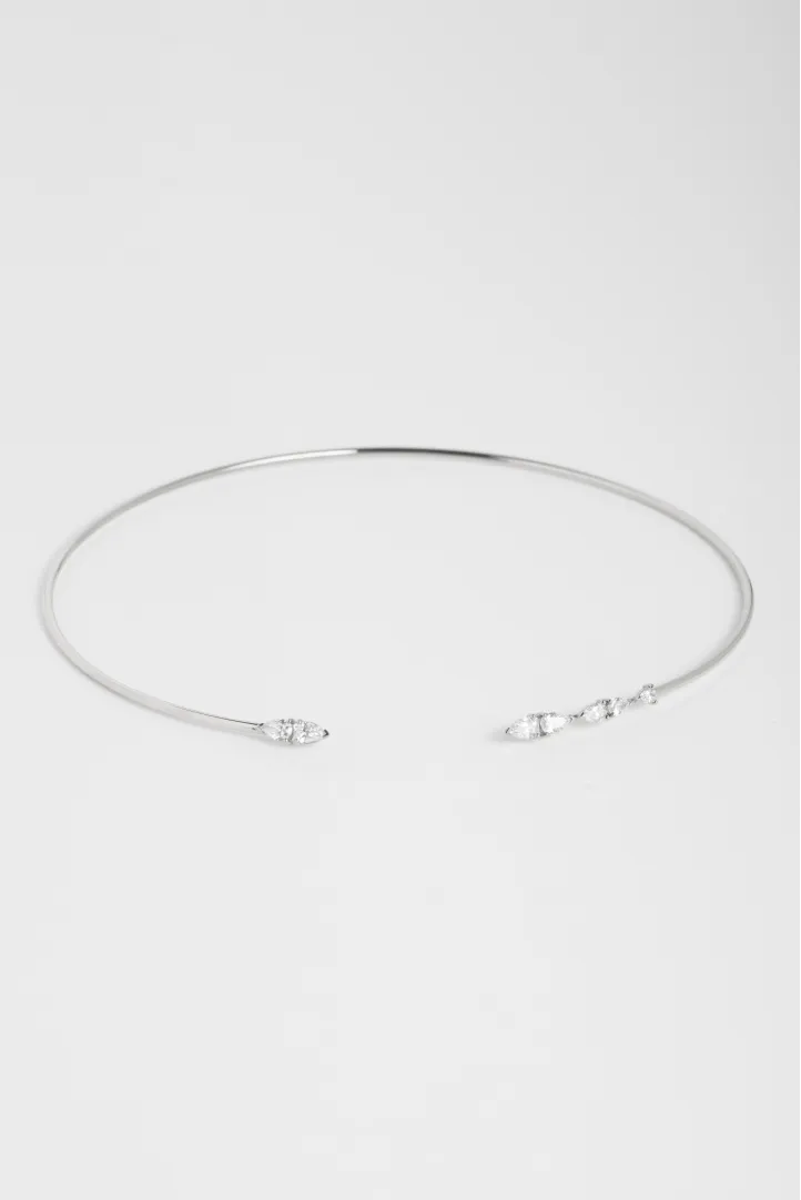 Leïla Buecher - Collier Ibtissame en or blanc serti de diamants Leïla Buecher - Collier Ibtissame en or blanc serti de diamants