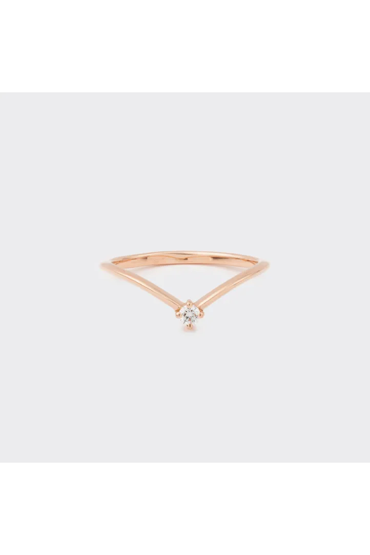Leïla Buecher – Jasmine ring in 18K rose gold. Leïla Buecher – Jasmine ring in 18K rose gold.