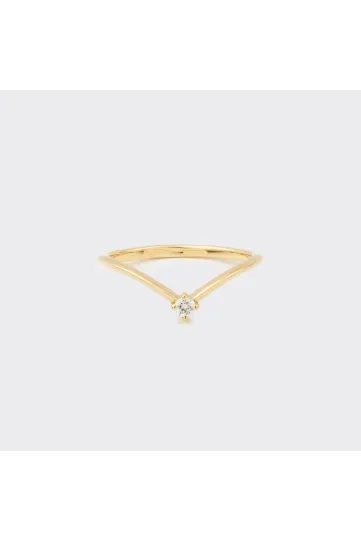 <p>La bague Jasmine courbée en or jaune 750‰ sertie d'un diamant taille brillant.</p>
<p style="margin-top:0px;margin-bottom:15px;line-height:21px;float:none;font-size:medium;font-family:BasisGrotesqueProMono;">♻️ Or 100% recyclé</p>
<p style="margin-top:0px;margin-bottom:15px;line-height:21px;float:none;font-size:medium;font-family:BasisGrotesqueProMono;">📍 Fabriqué en France</p>
<p style="margin-top:0px;margin-bottom:15px;line-height:21px;float:none;font-size:medium;font-family:BasisGrotesqueProMono;"><span style="background-color:#f8f6ee;">💎 Diamants conflict free - respectant le Kimberley Process</span></p>