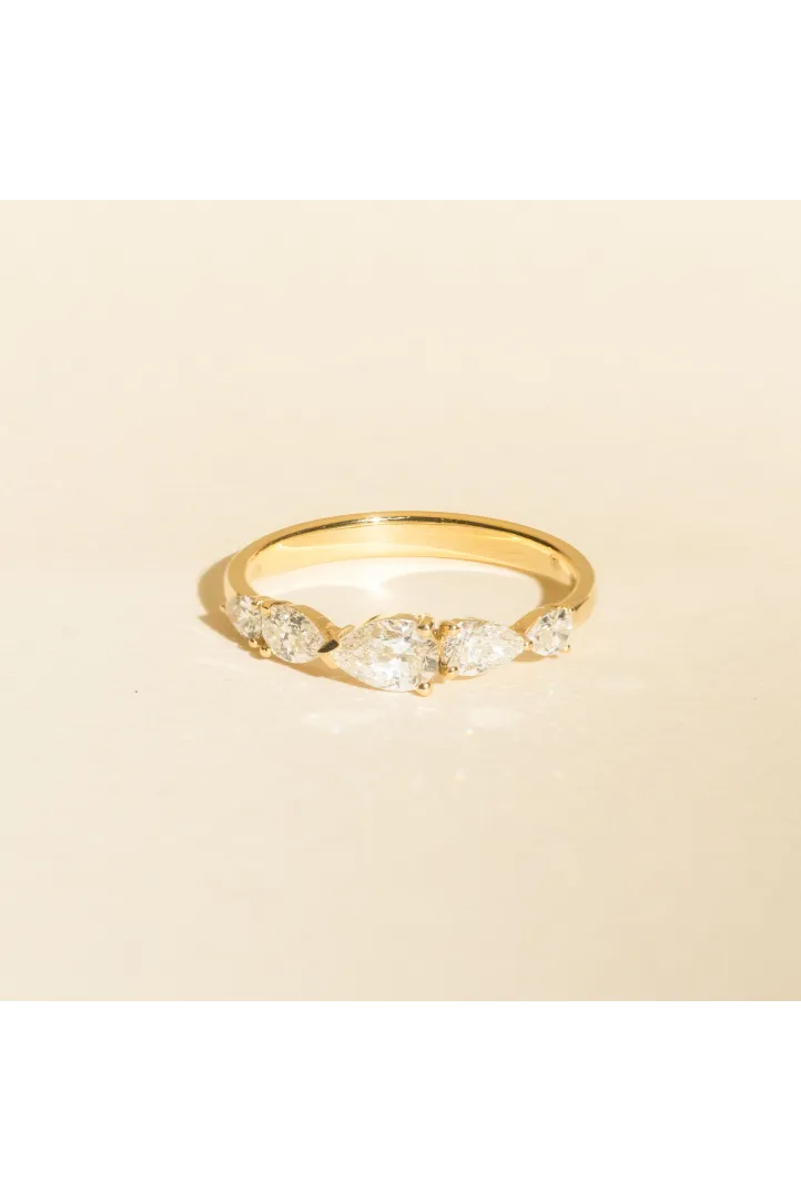 Leïla Buecher - Ring Ibtissame S in yellow gold