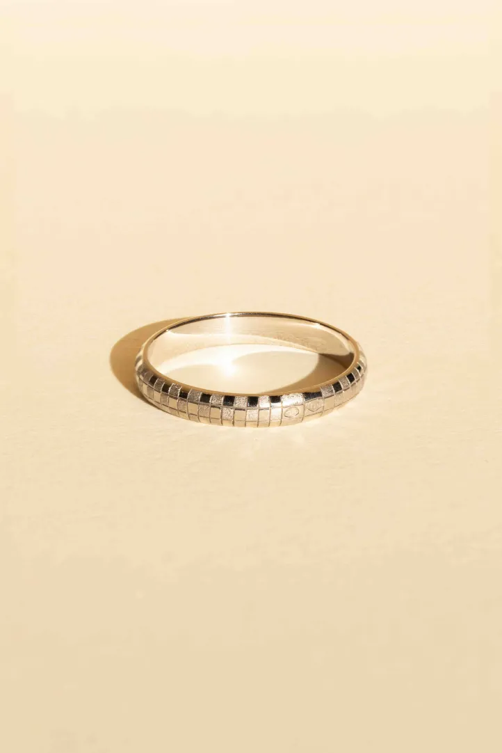 Leïla Buecher - Damier Ring in palladium-plated white gold