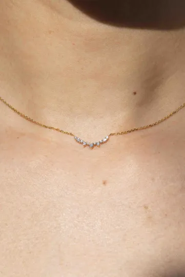 <p>The Petite Lumiere necklace, in 750‰ yellow gold, set with brilliant-cut diamonds.</p>