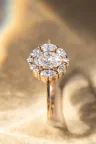 Bague Fiançailles or jaune halo diamant ovale Madeleine XL Bague Fiançailles or jaune halo diamant ovale Madeleine XL